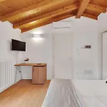 Center -rooms 3* Bergamo