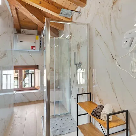 Center -rooms בית הארחה ברגמו