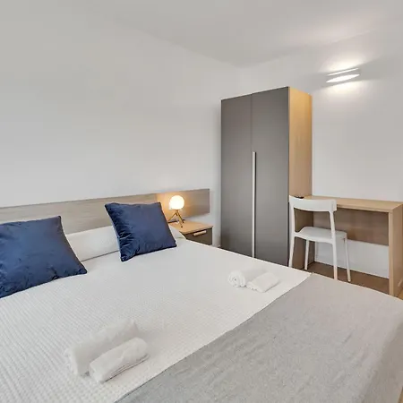 Center -rooms בית הארחה 3*